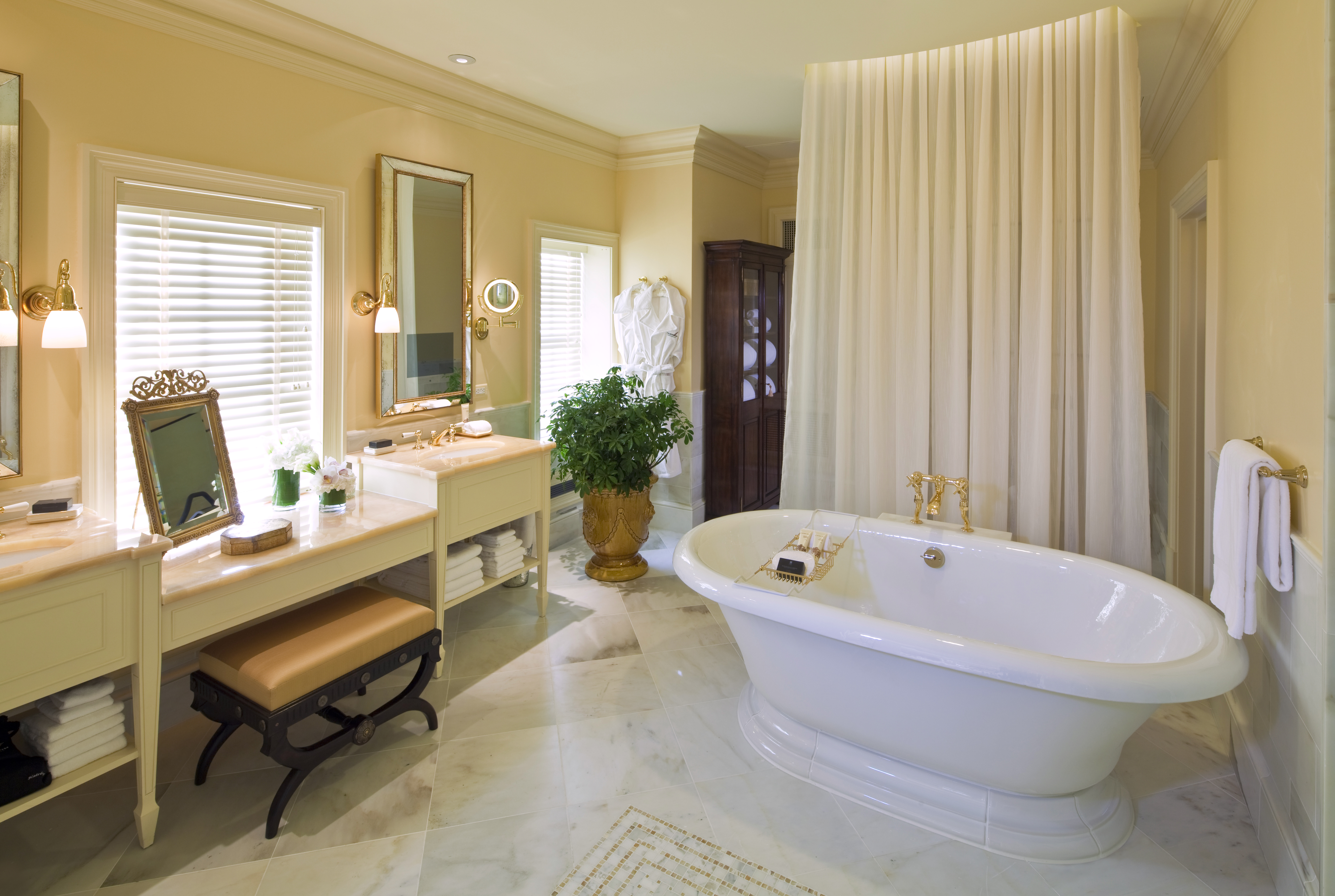 The Thomas Jefferson/Presidential Suite Bathroom w/In-Room Gym